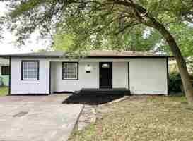 featured image of 100 17th Ave N