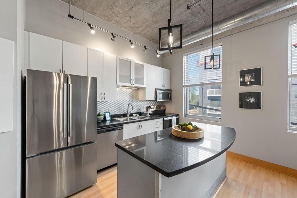 918 3rd St N #207 - Photo 5 of 23