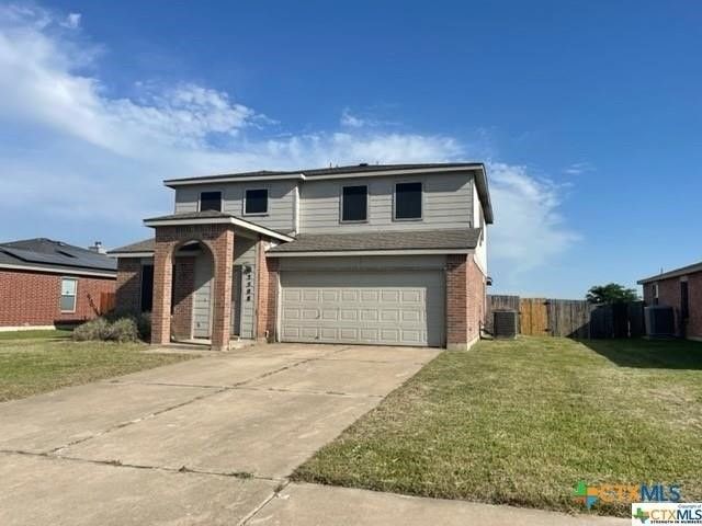 2508 Mikulec Dr - Photo 2 of 47