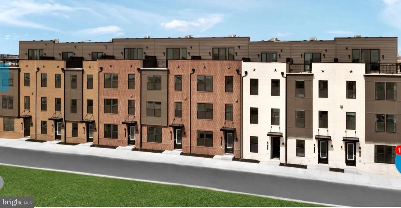 2718 Light St - Photo 6 of 16