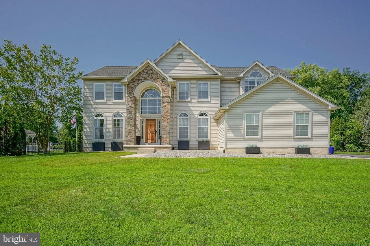 8 Wagon Rd