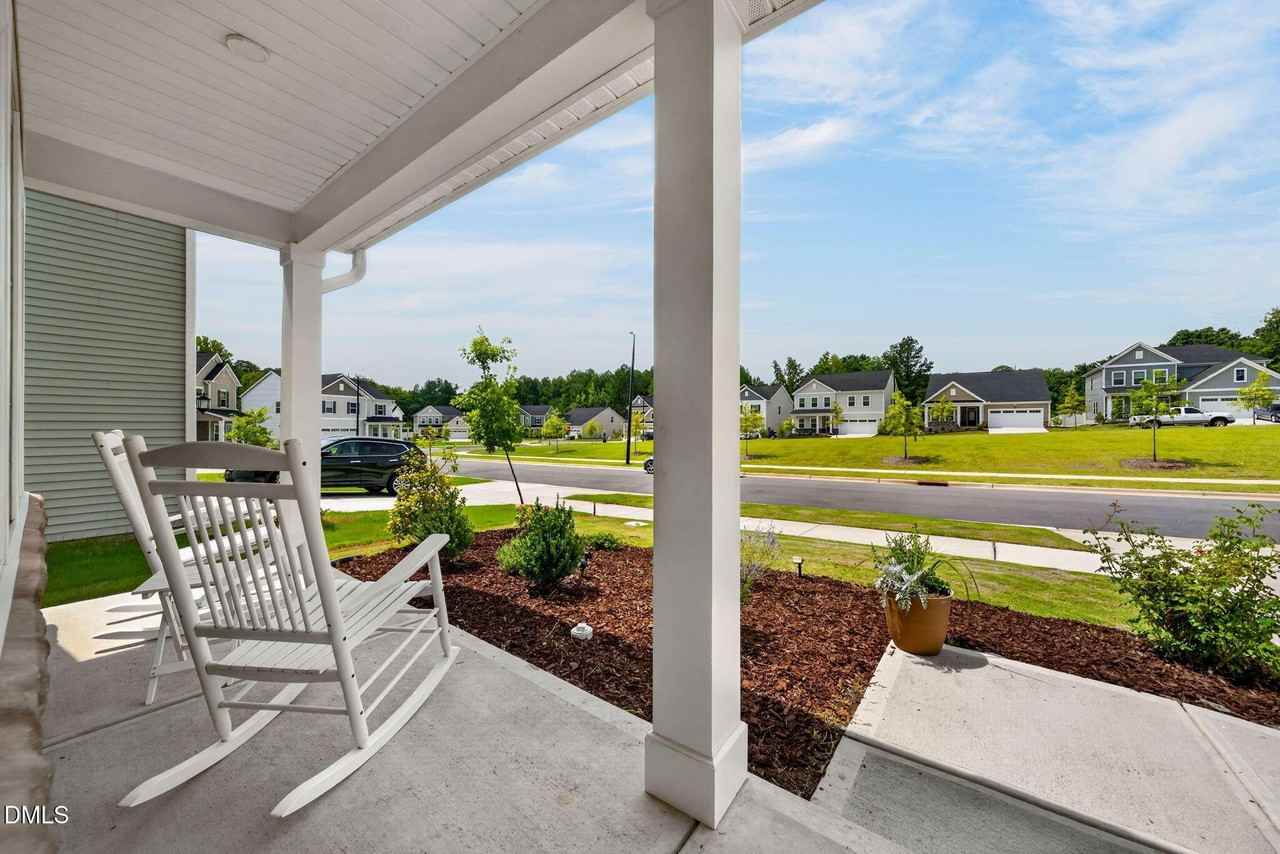 621 Bronco Cir - Photo 2 of 50