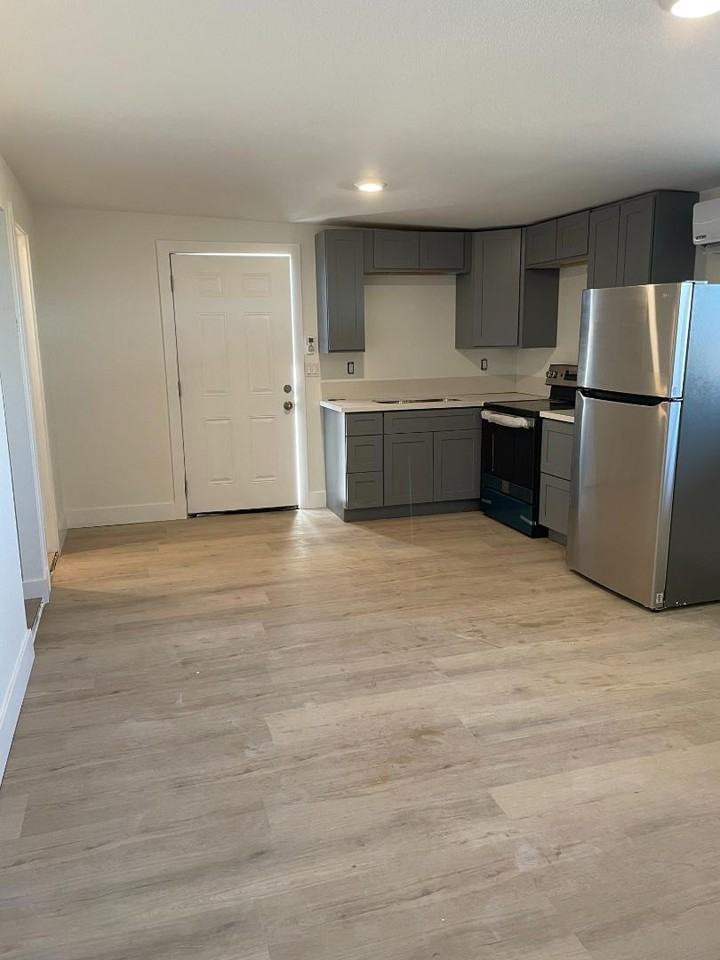 1958 Citrus Ave - Photo 7 of 8