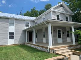 featured image of 230 Chicago Ave