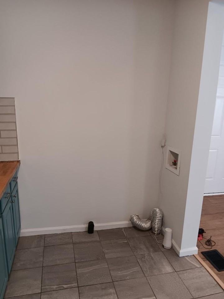 667 E Woodrow Ave - Photo 6 of 20
