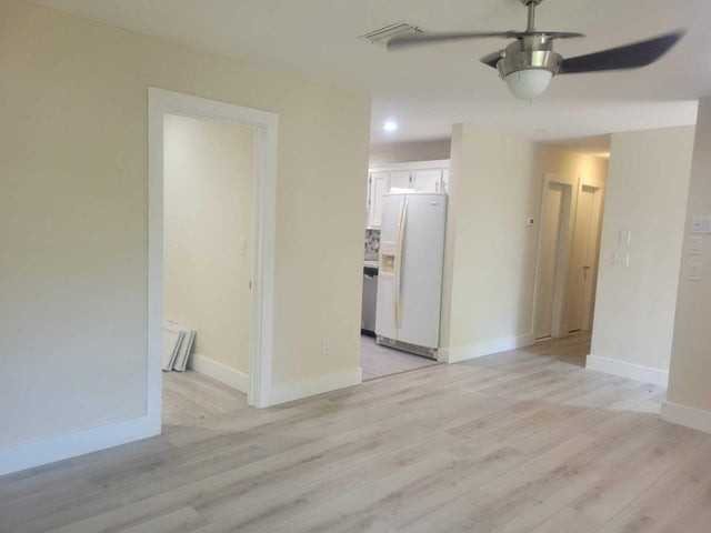 5337 Northwest 5th Street - Photo 2 of 8