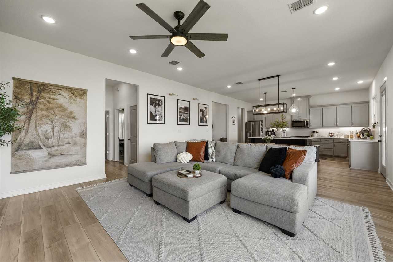 9925 Bridlewood Ln #1 - Photo 4 of 23