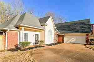 featured image of 5333 Doe Ln