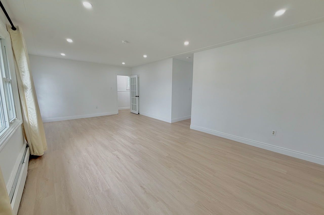 1023 Eagle Drive - Photo 2 of 20