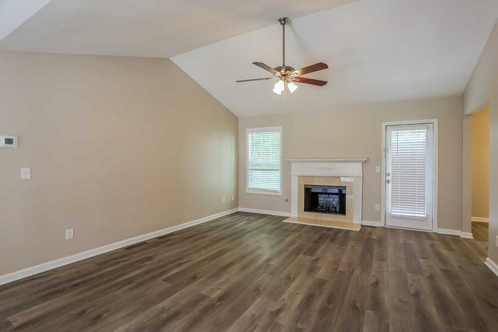 4800 Mentmore Ter - Photo 4 of 17