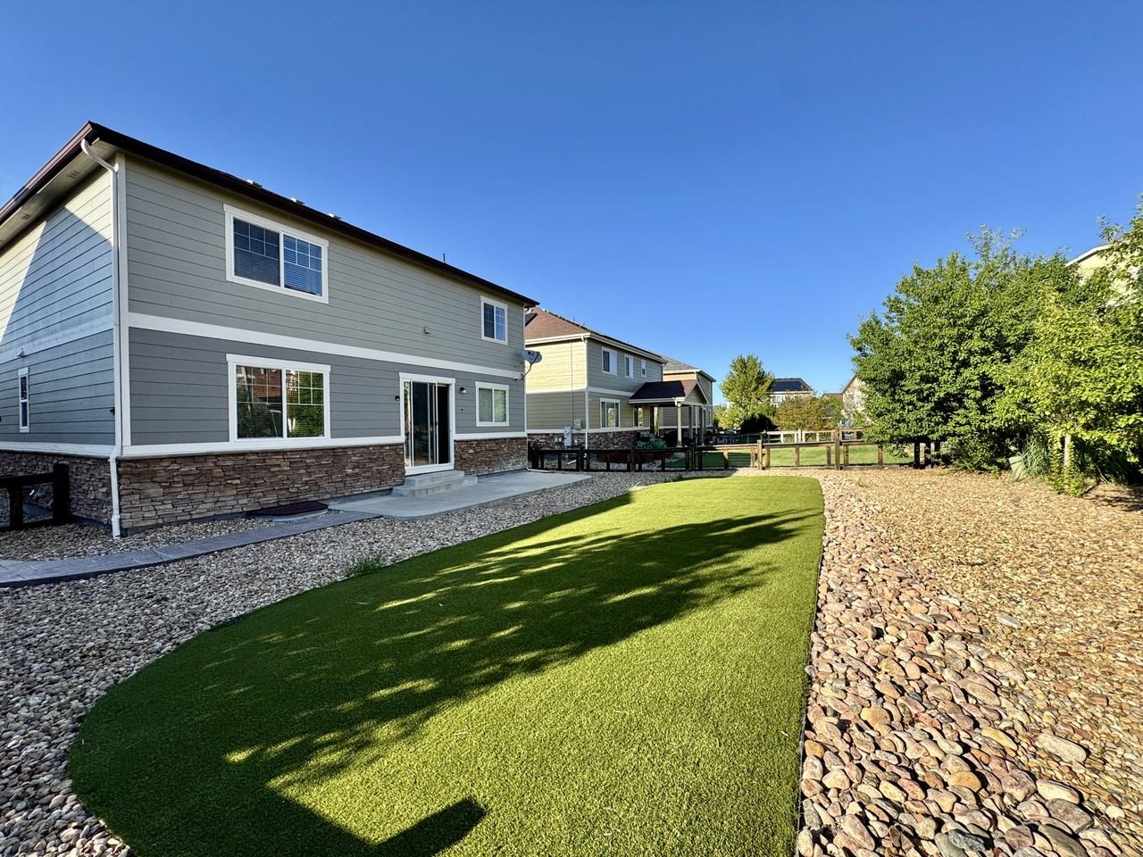 25980 E Davies Dr #1 - Photo 4 of 33
