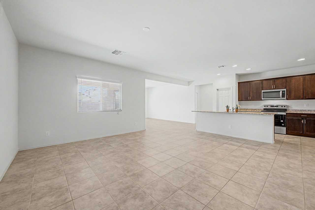 25273 W Atlanta Ave #1