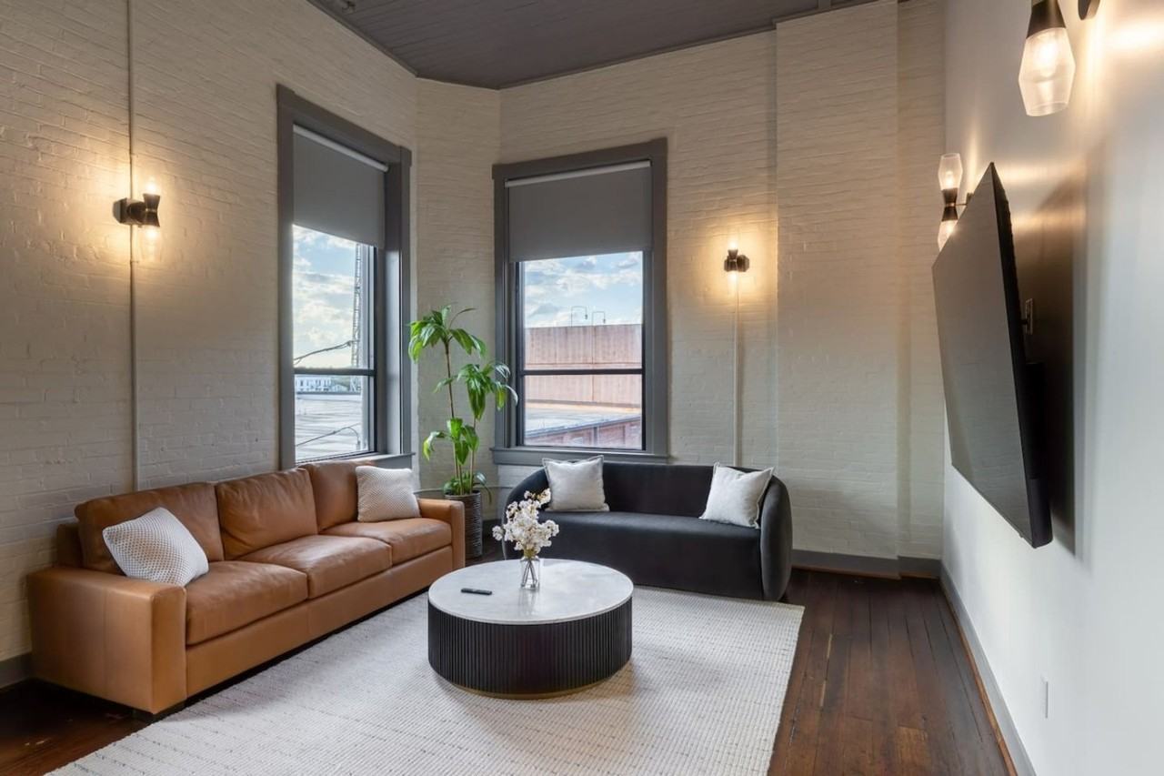 21 East 15th Street - Photo 5 of 100
