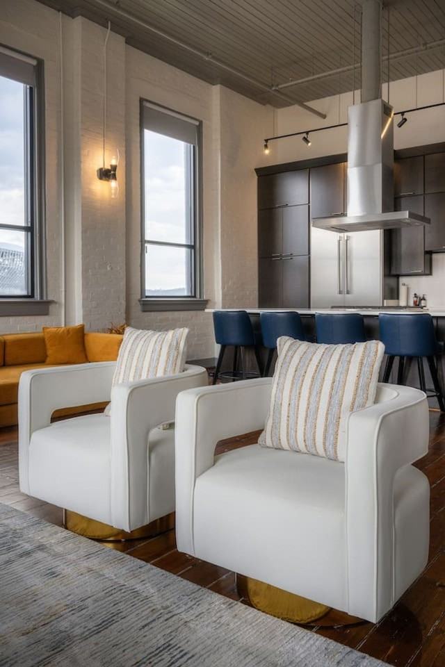 21 East 15th Street - Photo 7 of 100