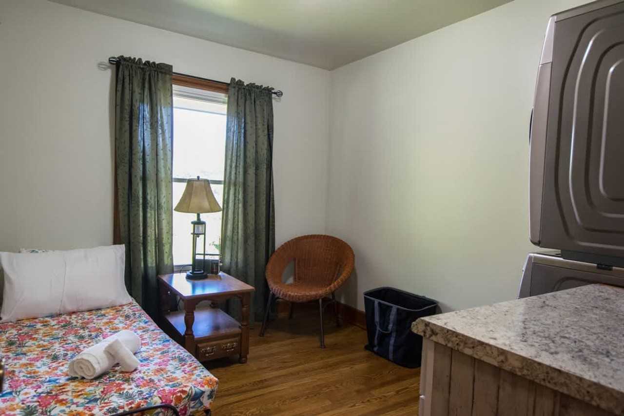 3044 Saint Pauls Rd #1597194P - Photo 6 of 33