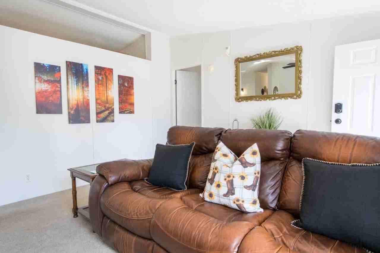 224 Prestwood Ln #1597189P - Photo 4 of 24