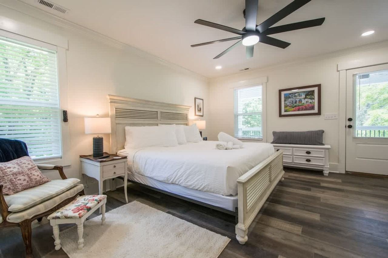 2626 Greenville Hwy #1597139P - Photo 7 of 38