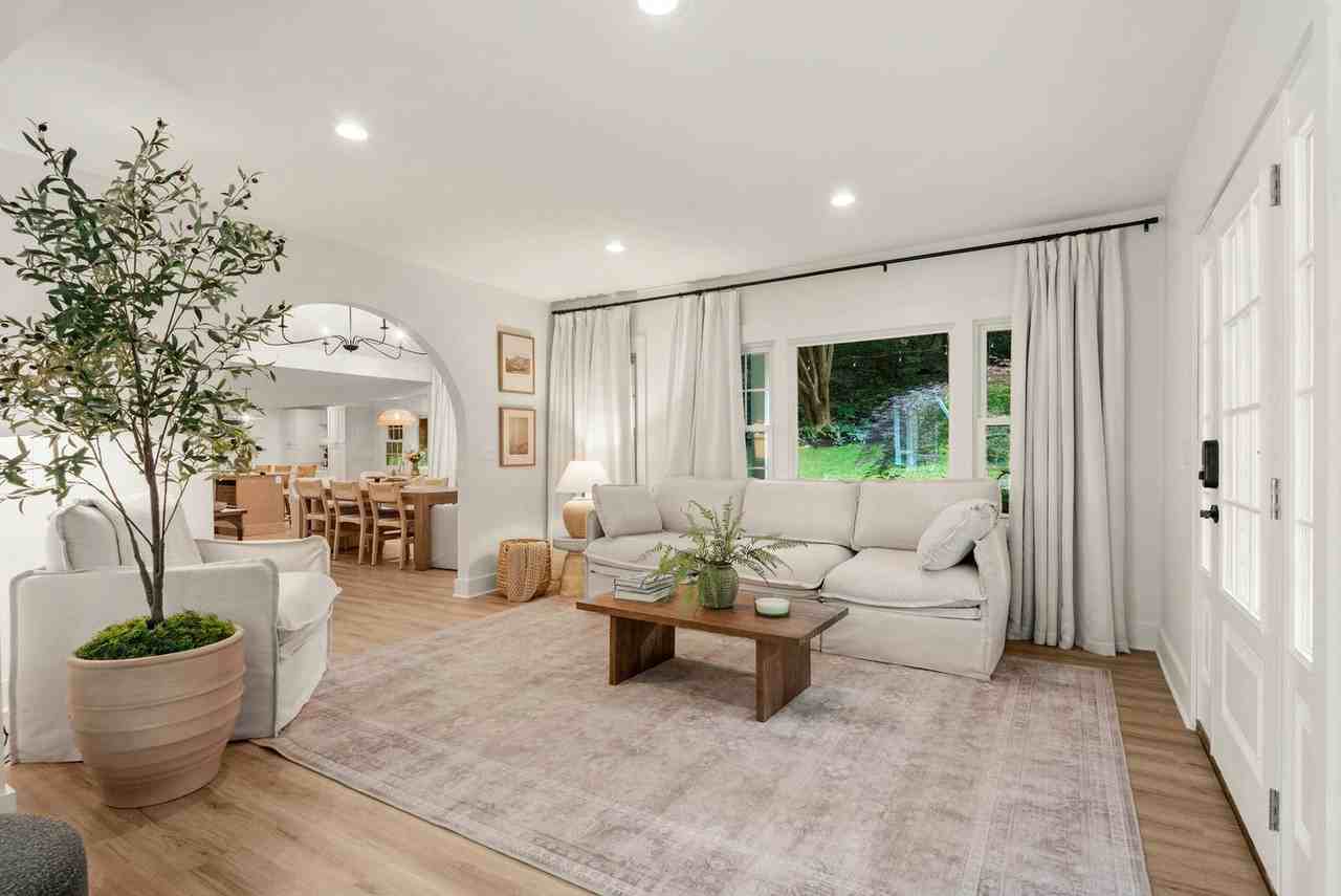 125 Little Willow Circle - Photo 5 of 50