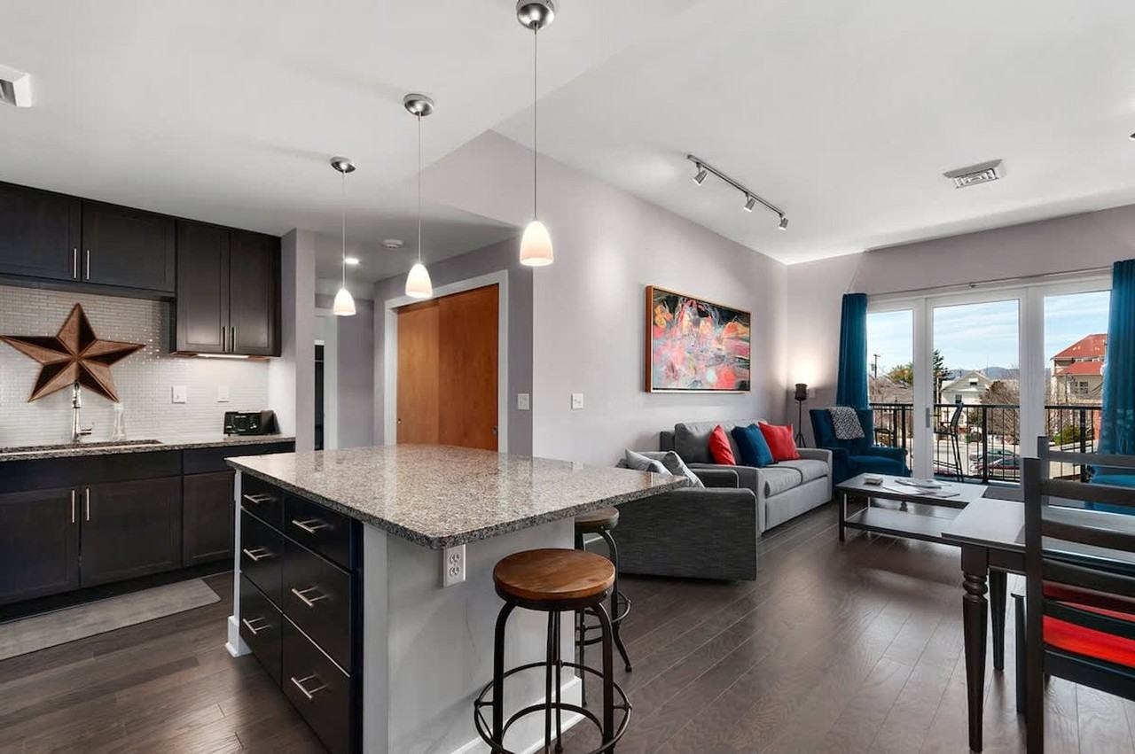 36 Grove St #1597165P - Photo 3 of 23