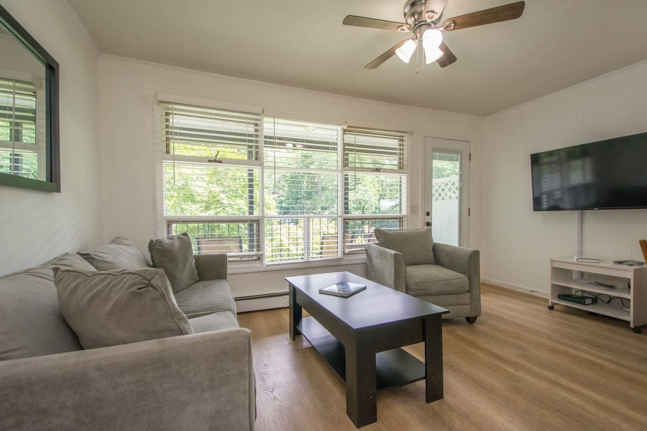 1150 County Road 1812 #1597497P - Photo 3 of 42