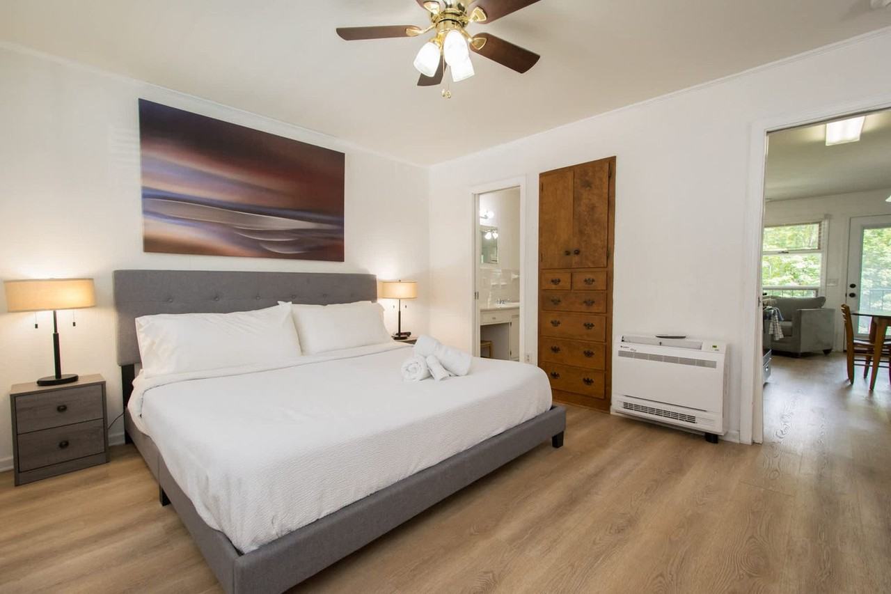 1150 County Road 1812 #1597497P - Photo 4 of 42