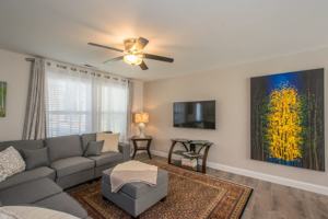 featured image of 19 Zanes Cove Rd