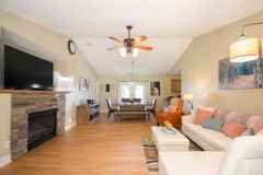 44 Charles Marlowe Dr - Photo 1 of 1