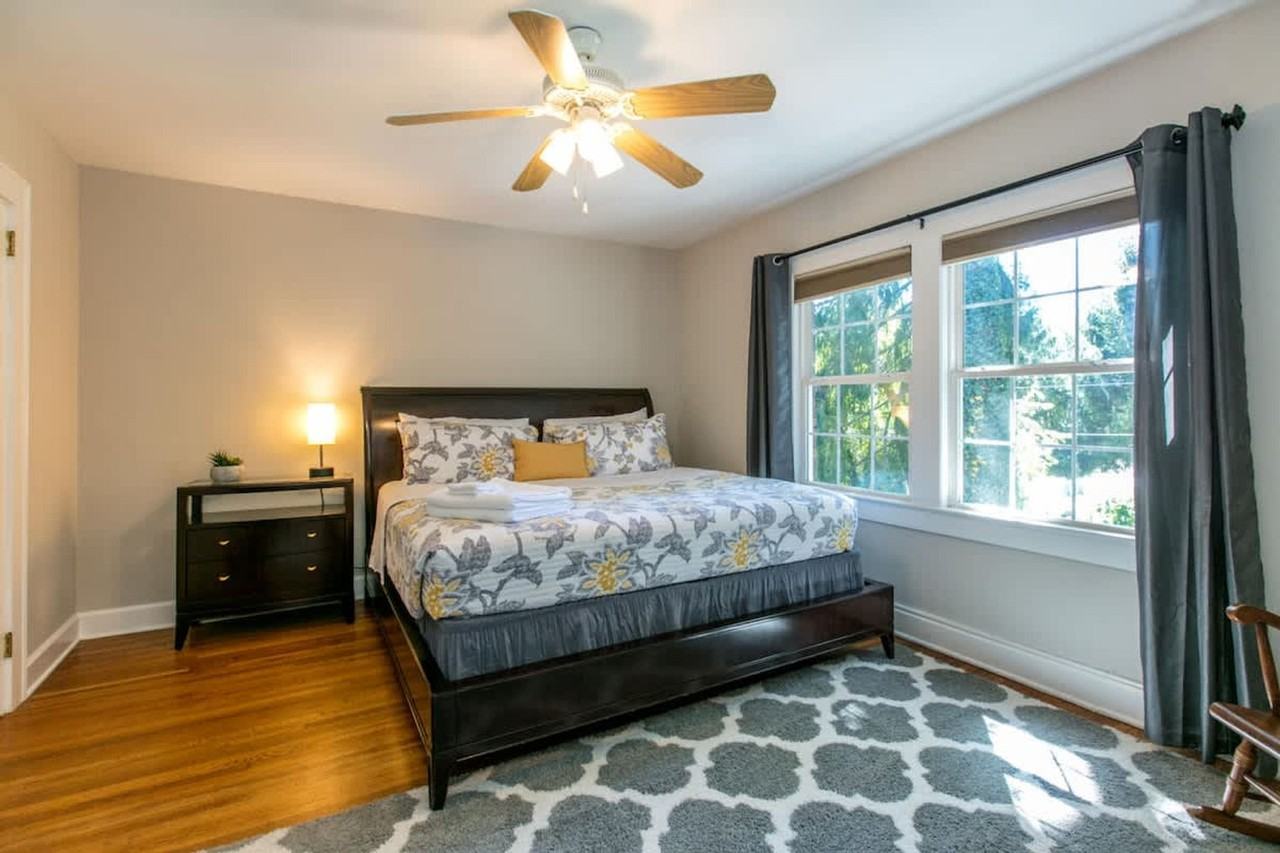 111 Ashwood Rd #1597195P - Photo 5 of 30