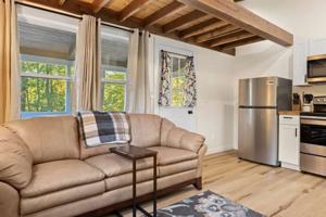 featured image of 83 Tree Frog Ln