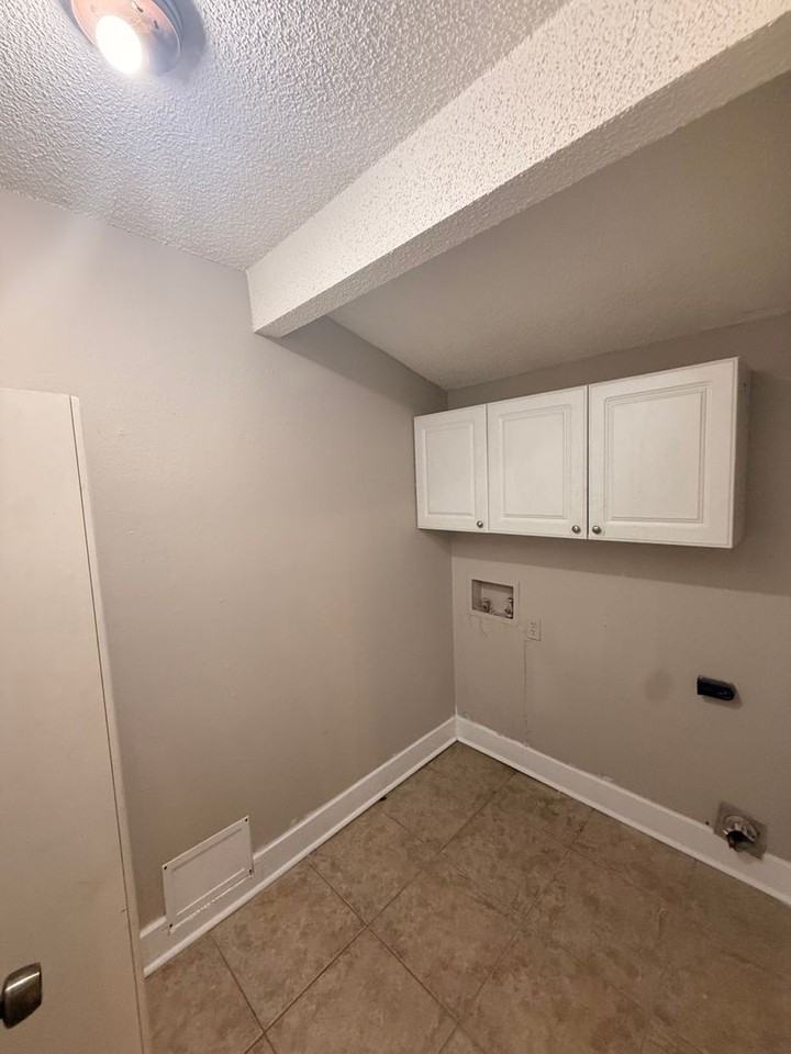 108 Pamela Drive - Photo 7 of 19