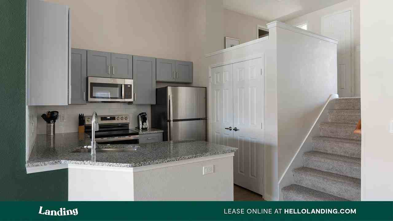 3232 North Garland Avenue, - Photo 3 of 50