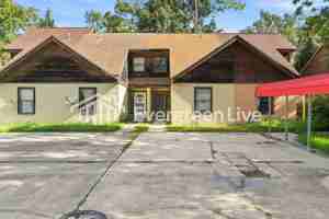 featured image of 7617 Jana Ln S