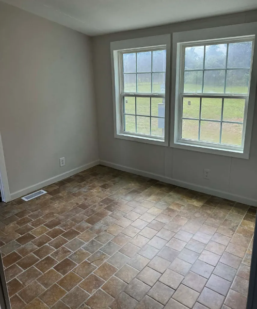 4219 Southern Oaks Rd - Photo 2 of 8