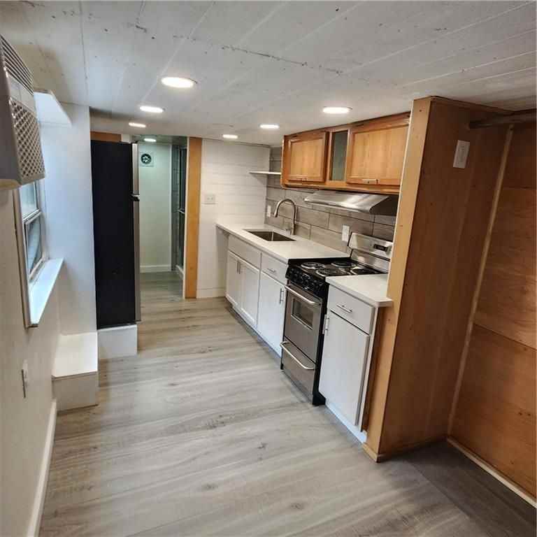 215 Harwell Rd Nw - Photo 4 of 11