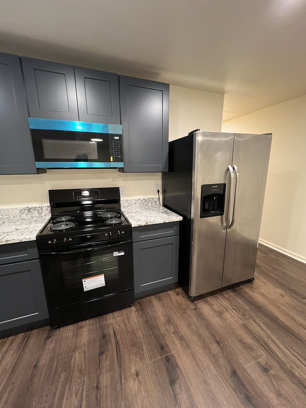 3925 Roneagle Way - Photo 7 of 16
