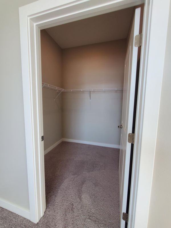 802 Reed St - Photo 3 of 10