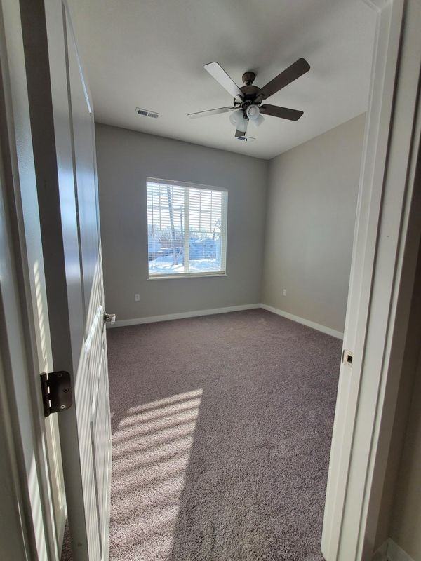 802 Reed St - Photo 4 of 10