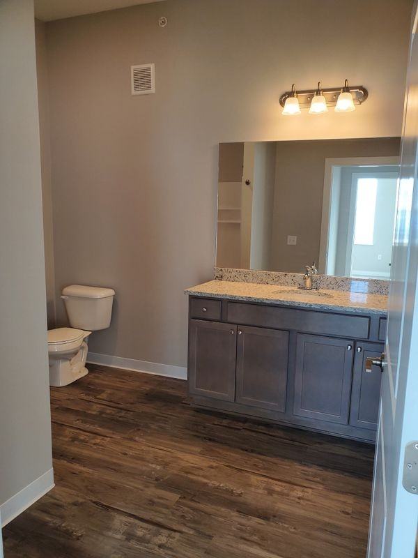 802 Reed St - Photo 7 of 10