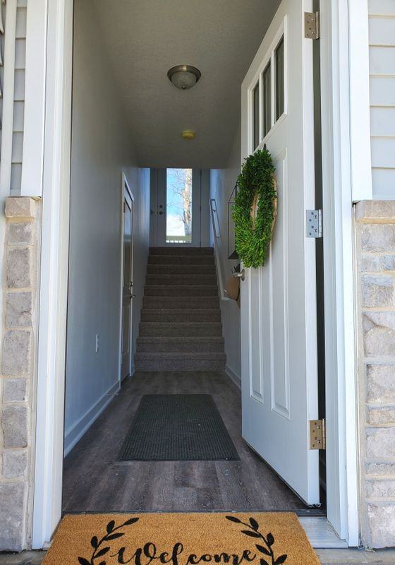 210 Wilson St - Photo 4 of 9