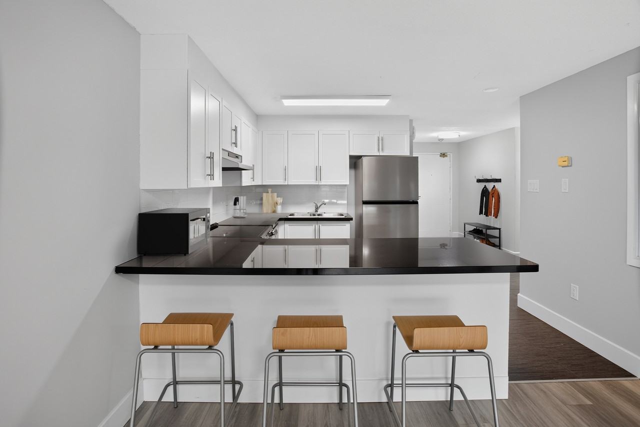 75 Ann Street - Photo 3 of 50
