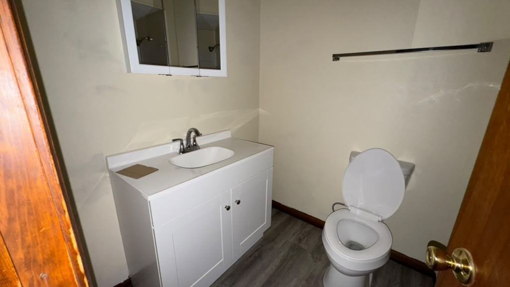 1685 Beechwood Ave Ne #1685B - Photo 5 of 16