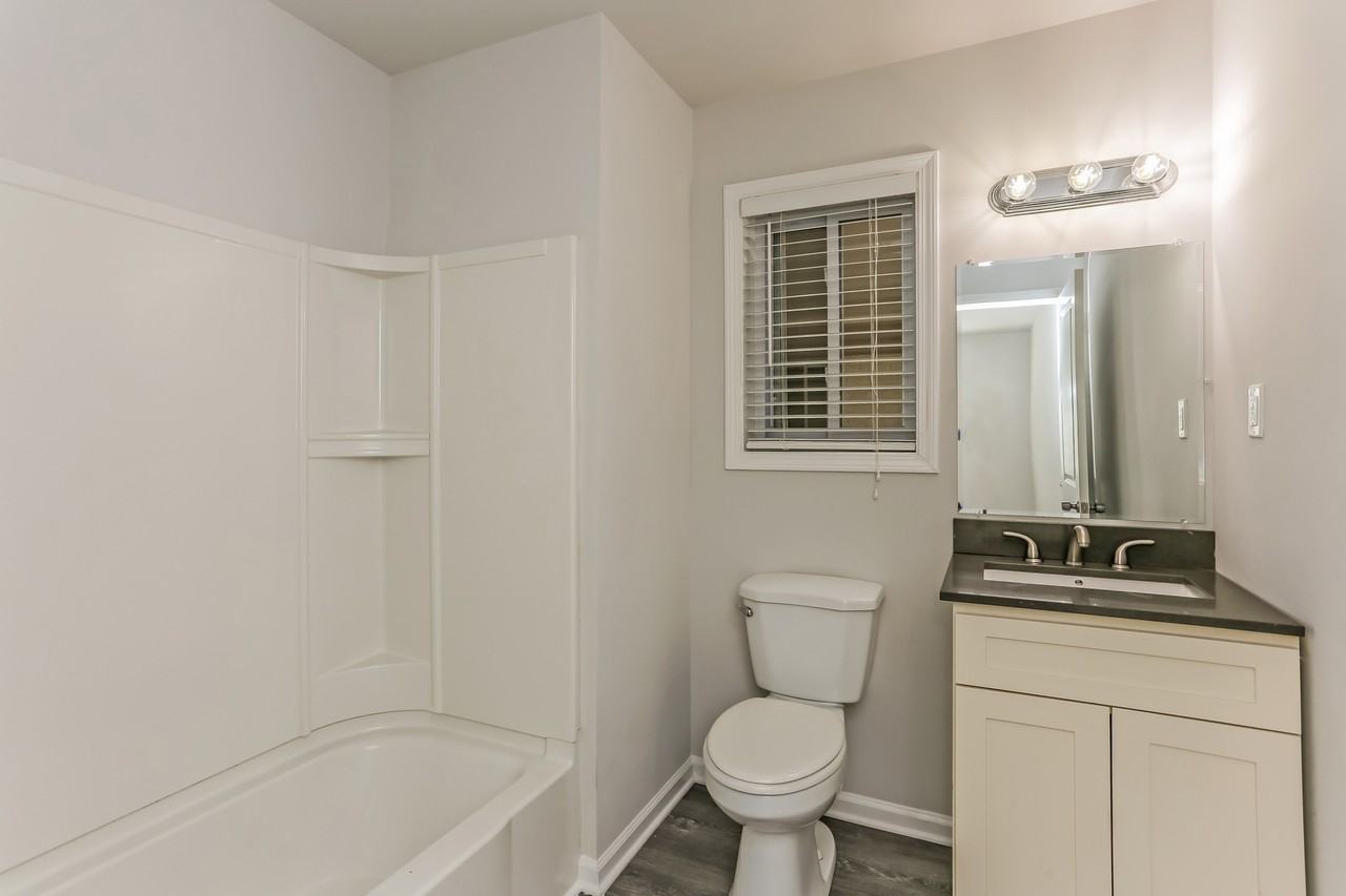 100 Terrace Dr Ne #9 - Photo 7 of 13