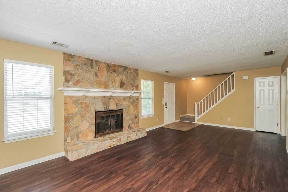 3138 Jessica Dr - Photo 5 of 17