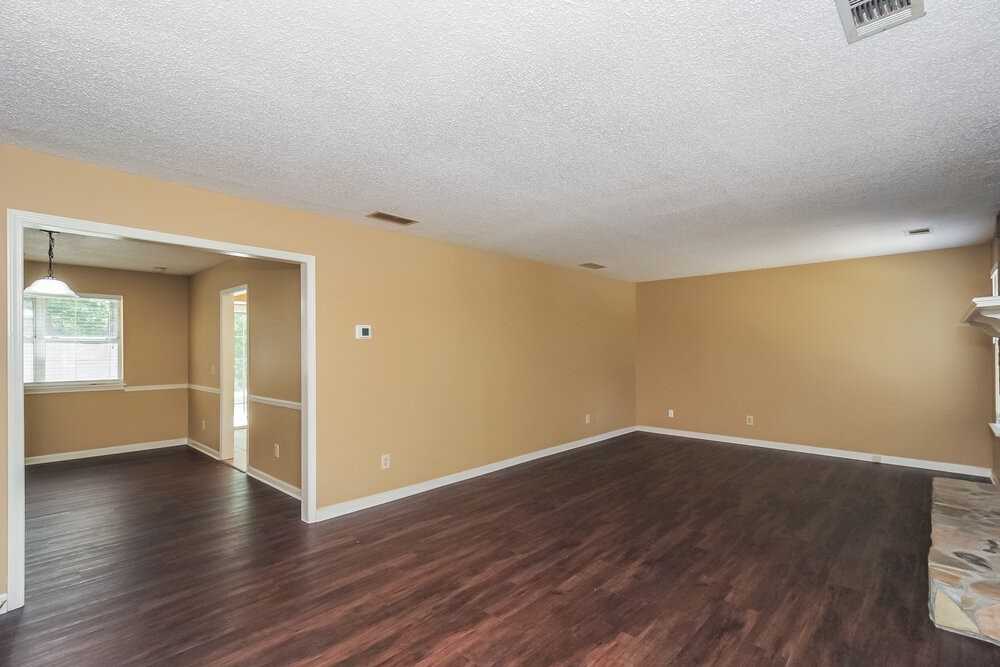 3138 Jessica Dr - Photo 6 of 17
