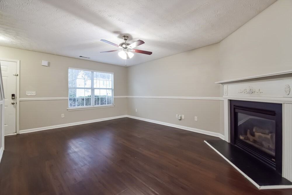 343 Clearsprings Dr - Photo 5 of 20