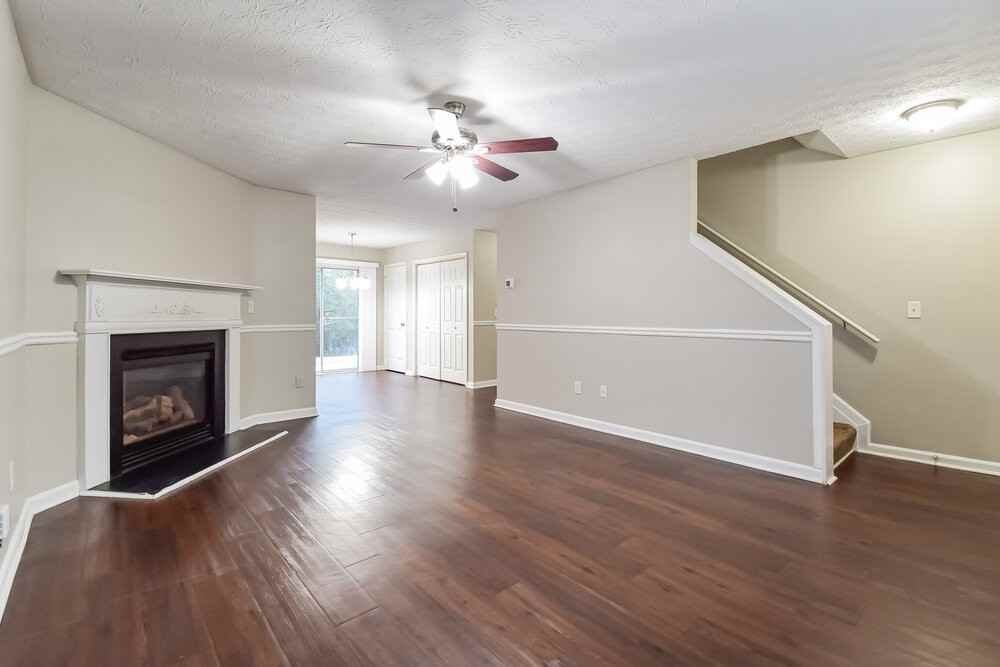 343 Clearsprings Dr - Photo 7 of 20