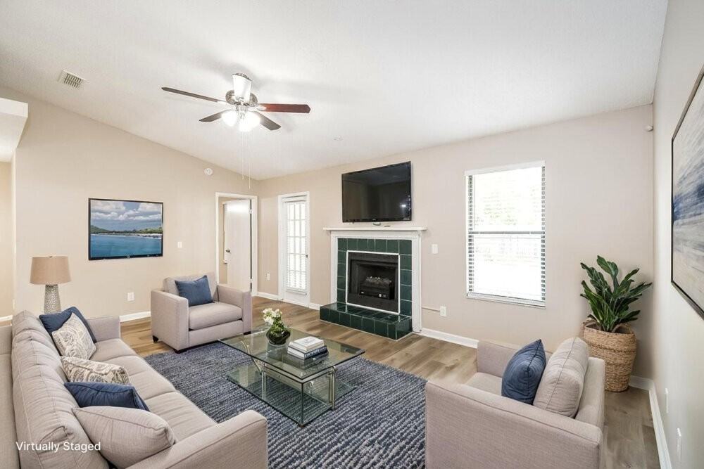3188 Chads Ct - Photo 3 of 19