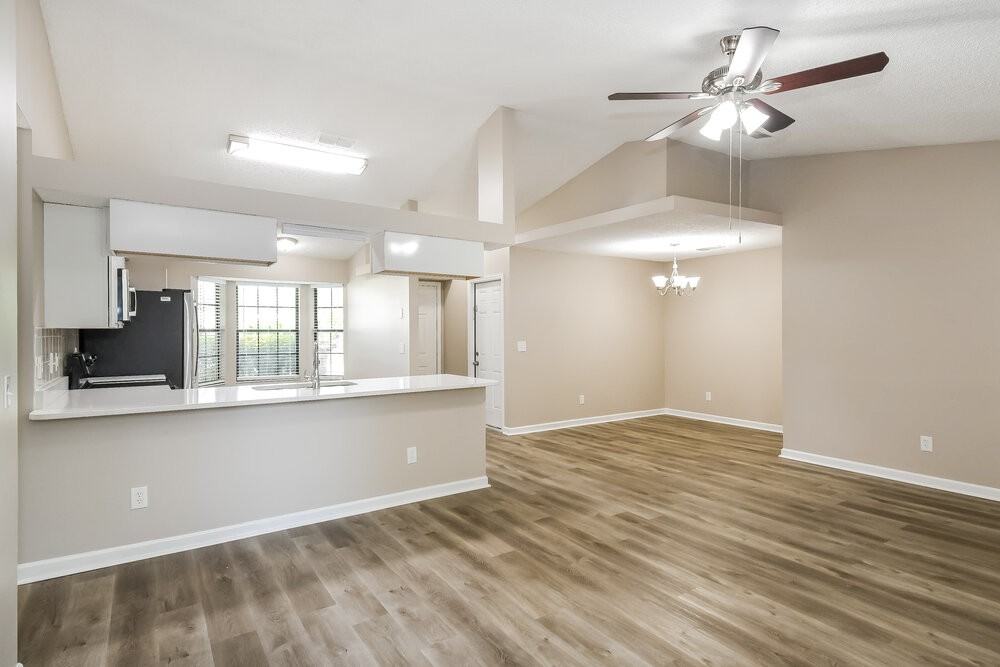 3188 Chads Ct - Photo 6 of 19