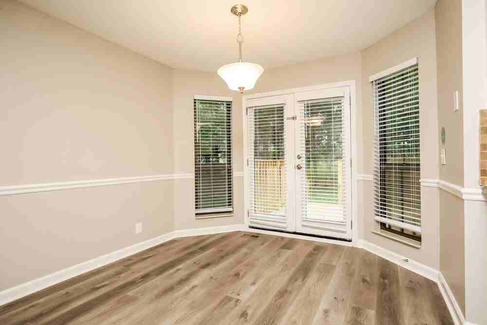 1316 Ravenna Ct S - Photo 6 of 16