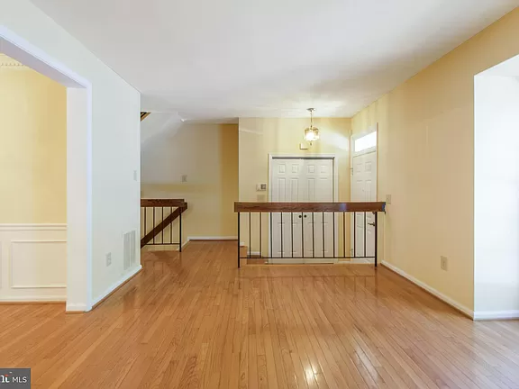 14306 Rich Branch Dr - Photo 7 of 20